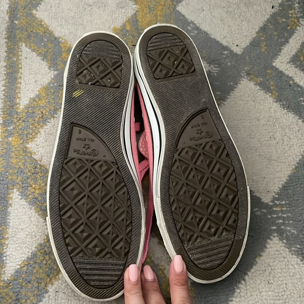 Pink Converse - Picture 3 of 5
